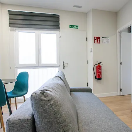 Madrid Confort urbano 1 dormitorio AC WIFI Cocina-2